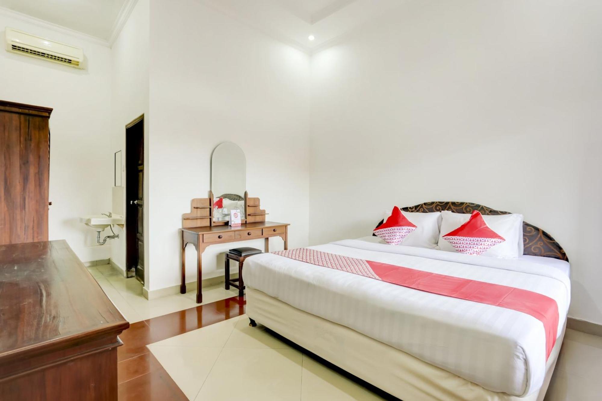 Super Oyo 3261 Hotel Ratu Denpasar  Luaran gambar