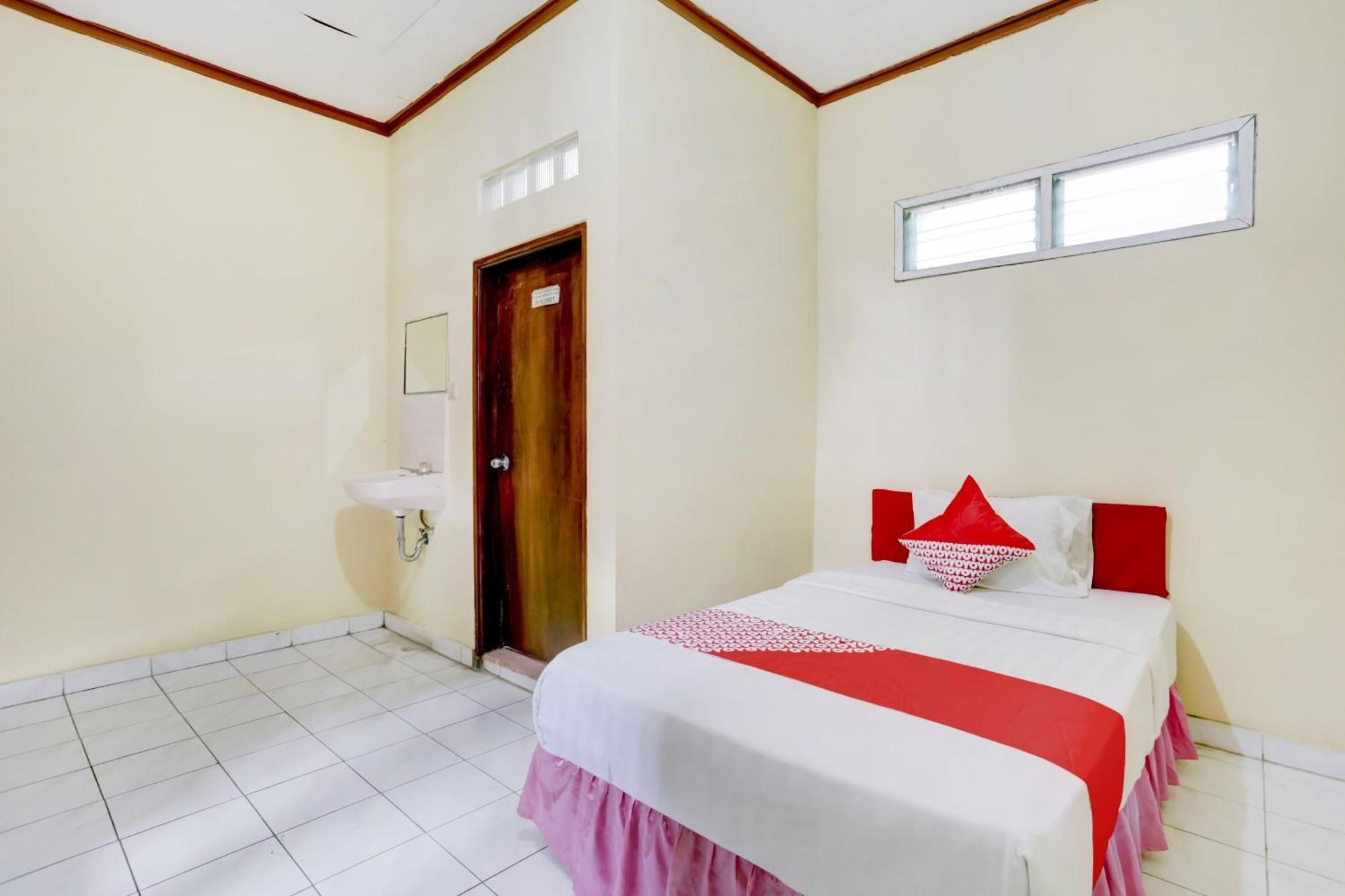 Super Oyo 3261 Hotel Ratu Denpasar  Luaran gambar