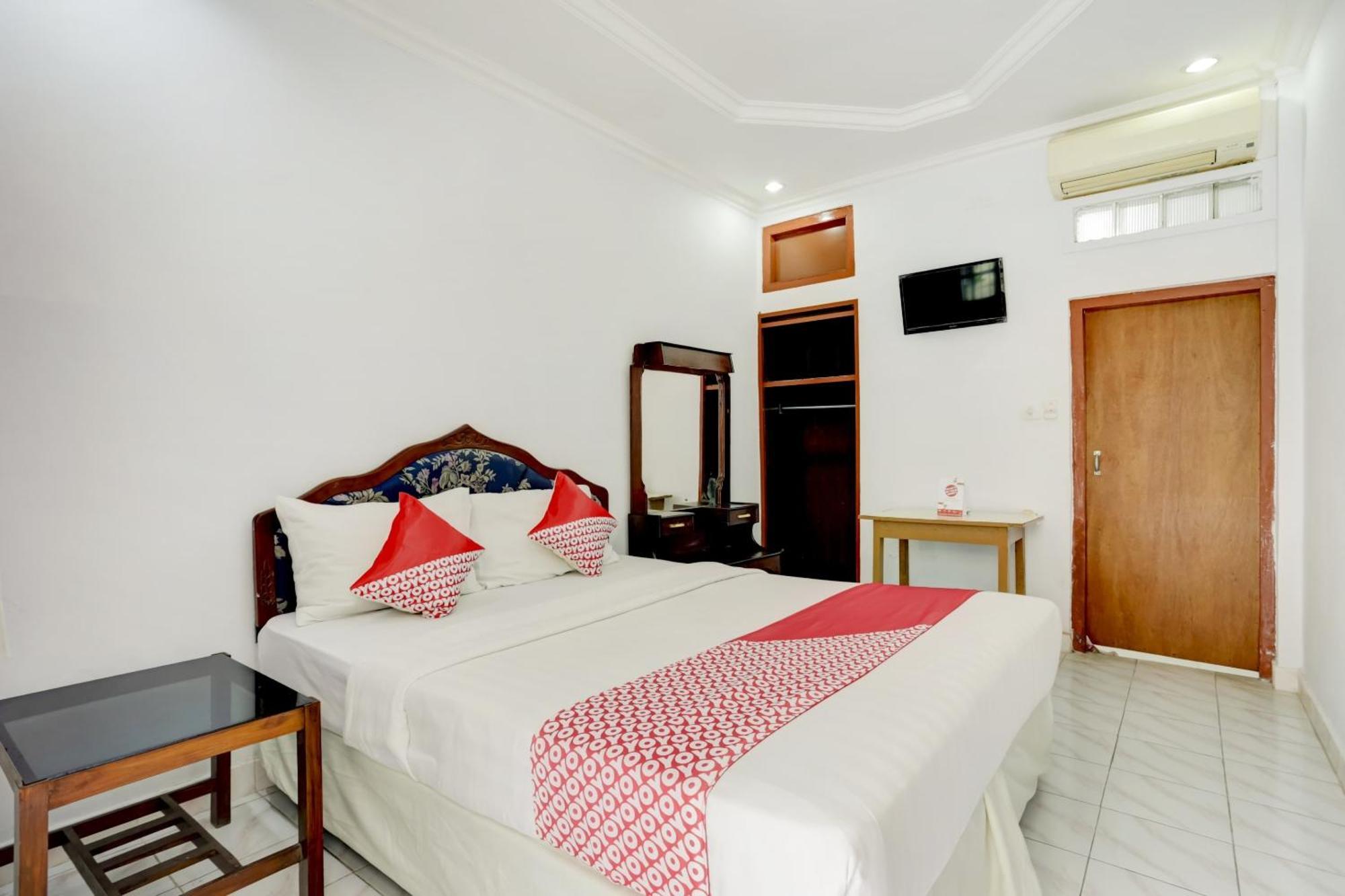 Super Oyo 3261 Hotel Ratu Denpasar  Luaran gambar