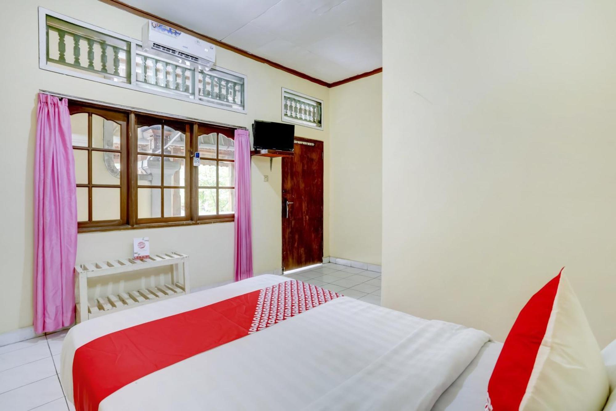 Super Oyo 3261 Hotel Ratu Denpasar  Luaran gambar